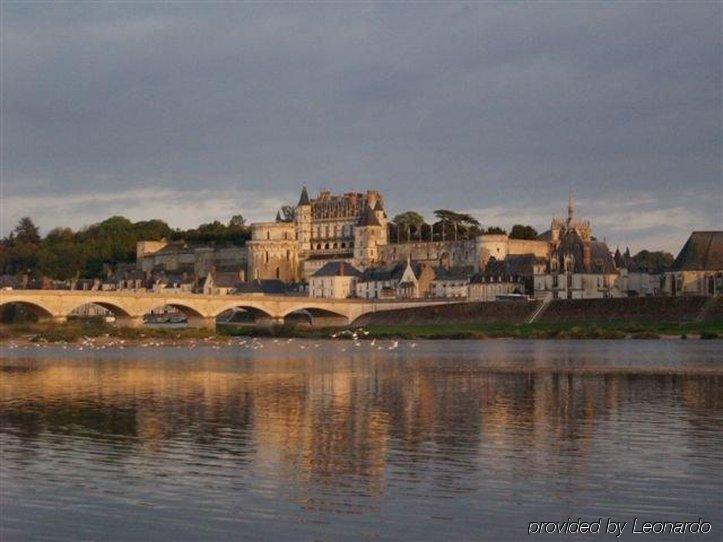 Kyriad Tours Sud - Chambray Les Tours Exteriér fotografie